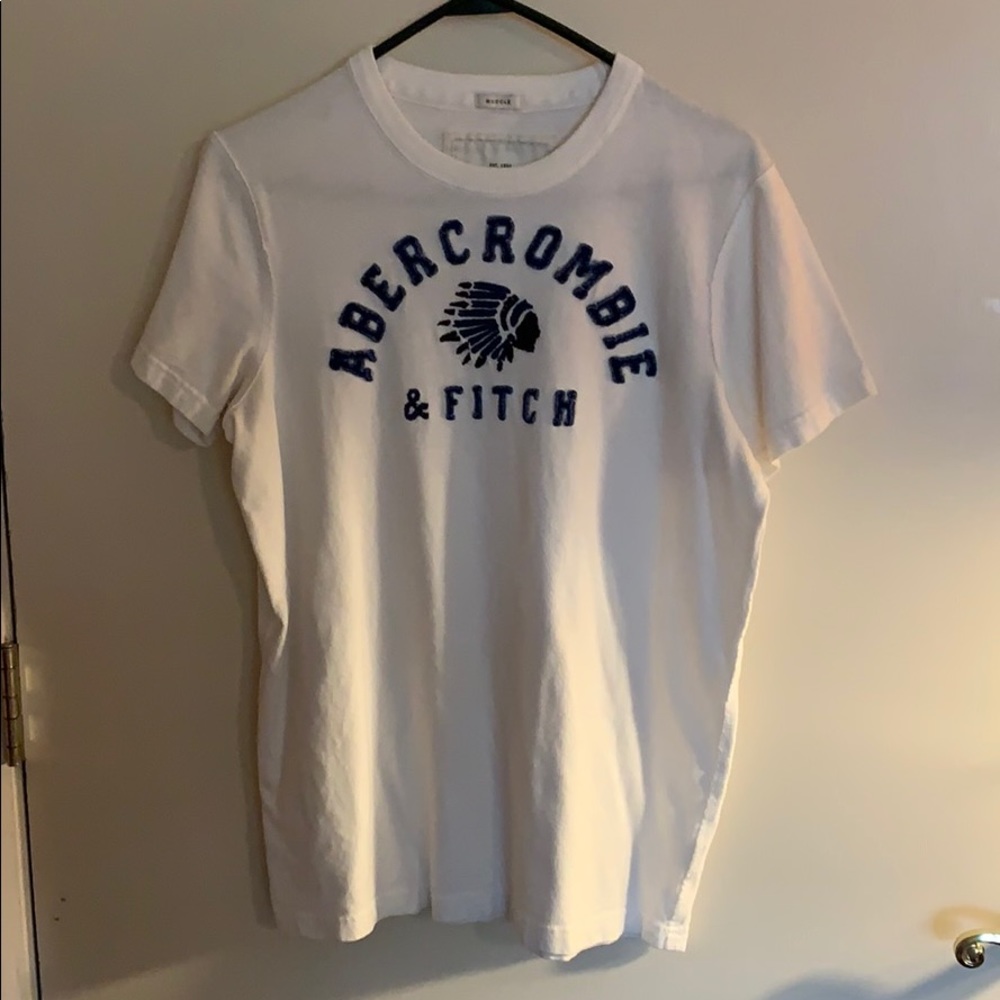 Men’s Abercrombie t shirt